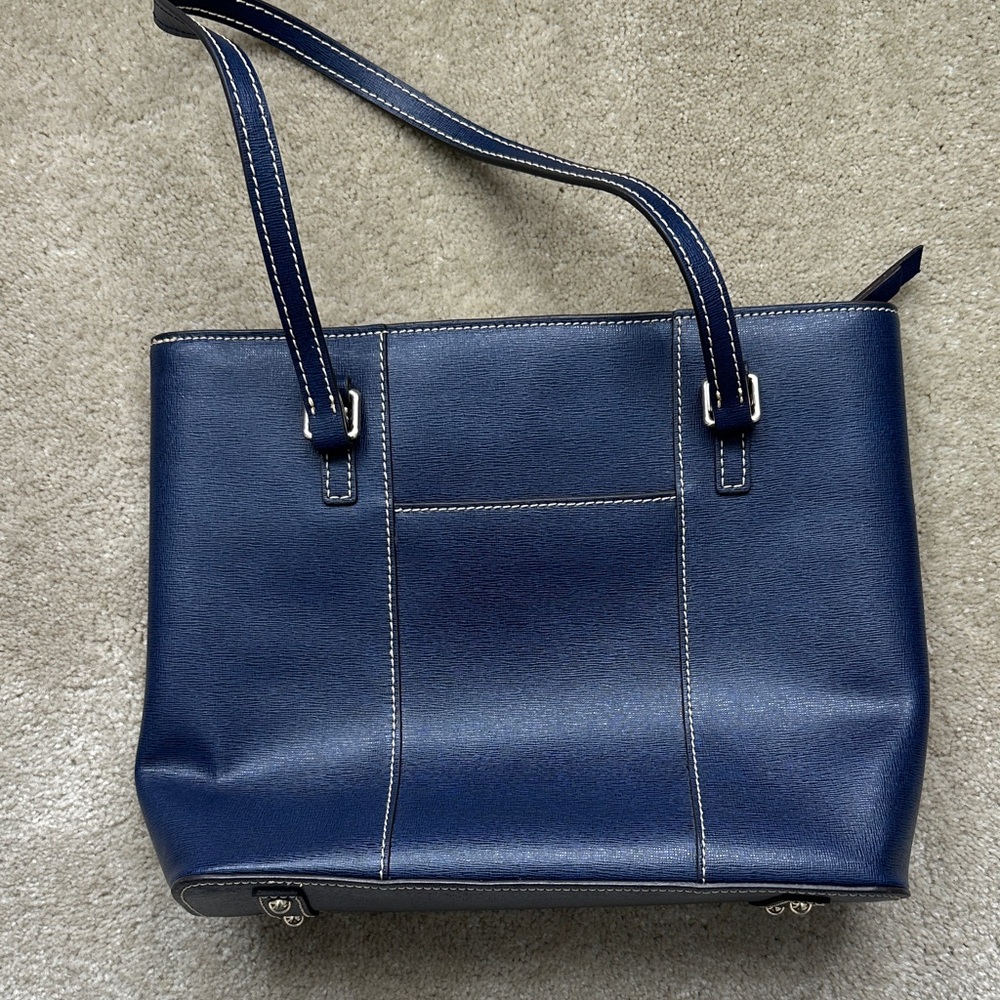 Dooney & Bourne Gorgeous Navy Blue Leather Tote Bag - Picture 3 of 10